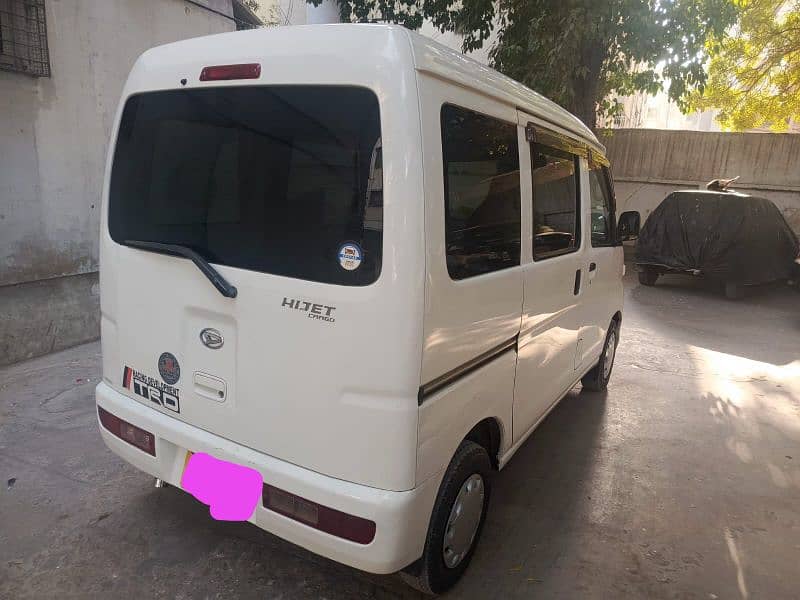 Daihatsu Hijet 2012 9