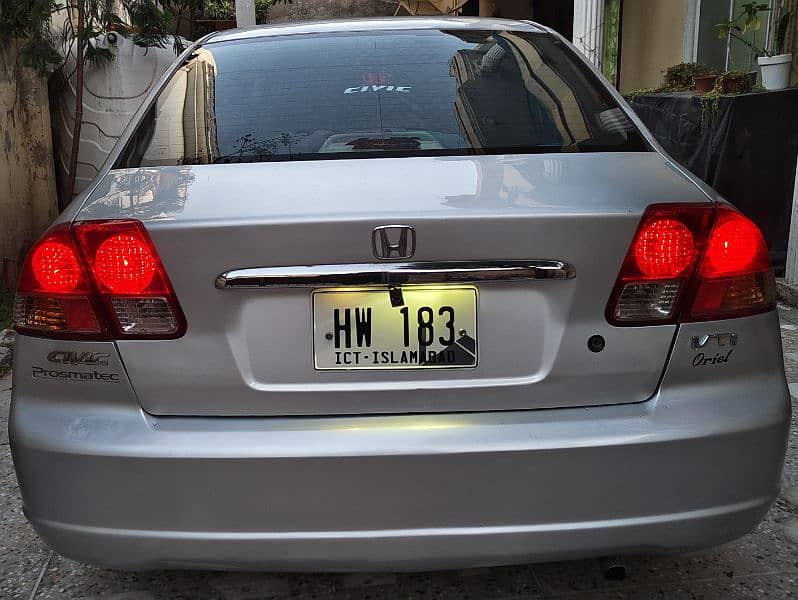 Honda Civic Prosmetic 2005 4