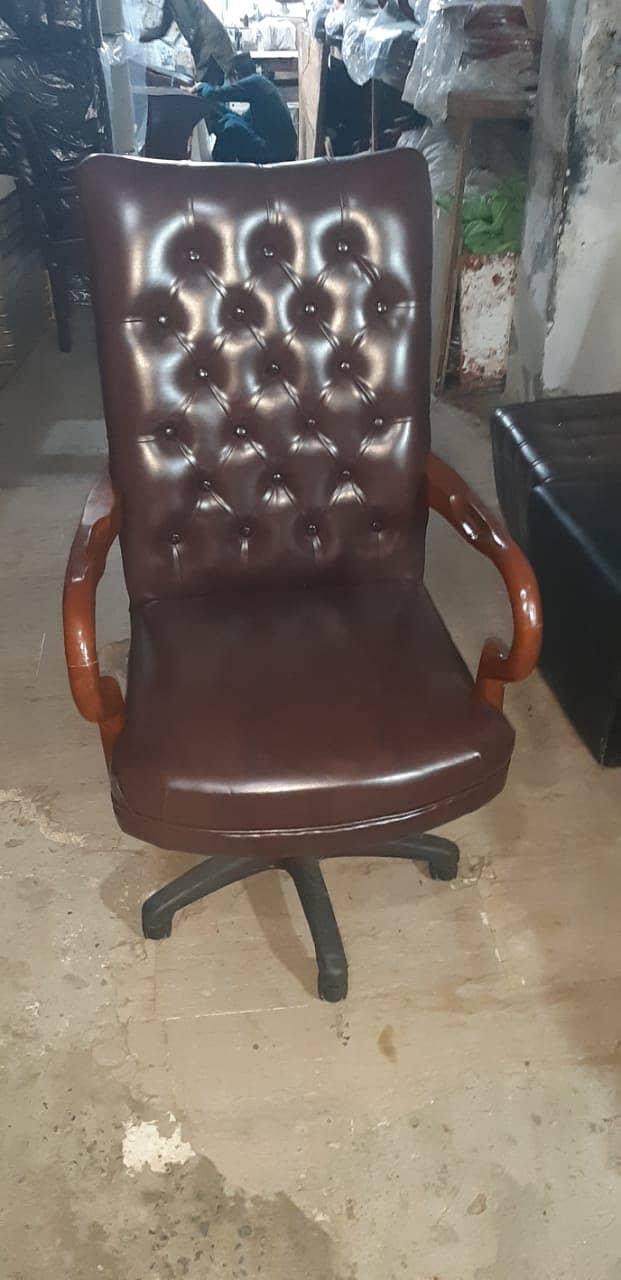 Office Chairs/Leather Chairs/ Visitor Chairs| Wooden Chairs 5