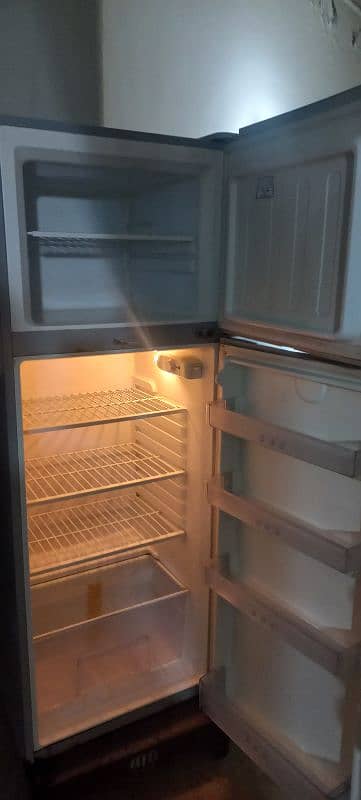 Heier Fridge 0