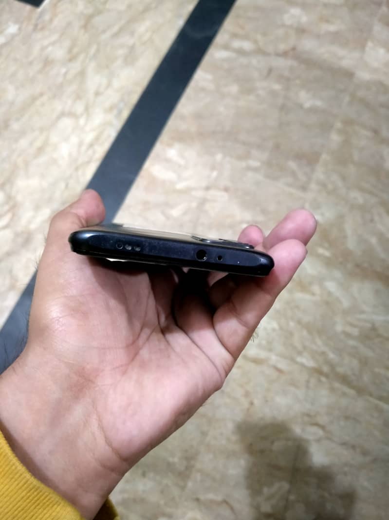 Mobile Xiaomi Redmi 9T 6/128 GB 1