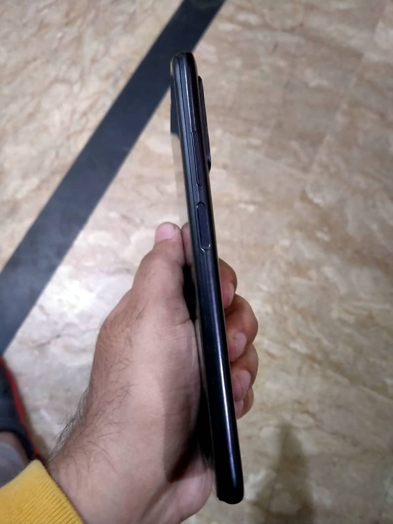 Mobile Xiaomi Redmi 9T 6/128 GB 4