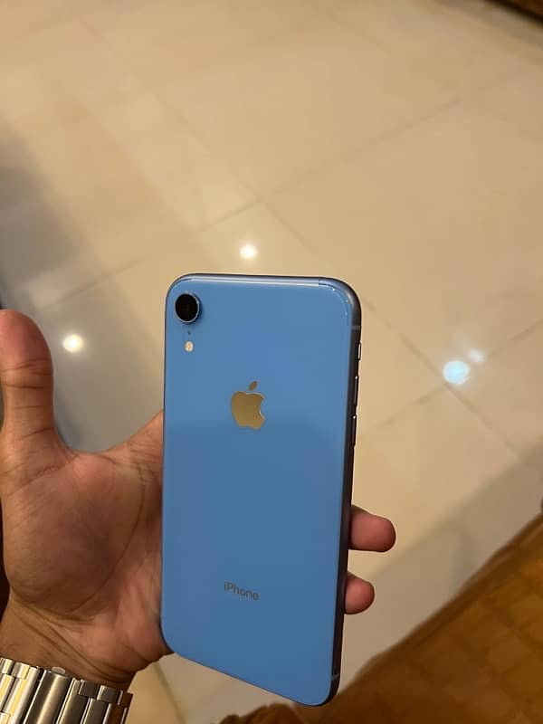 iphone Xr JV blue colour 98BH 4