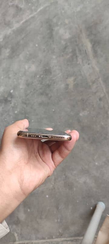 iPhone Xs non PTA 2