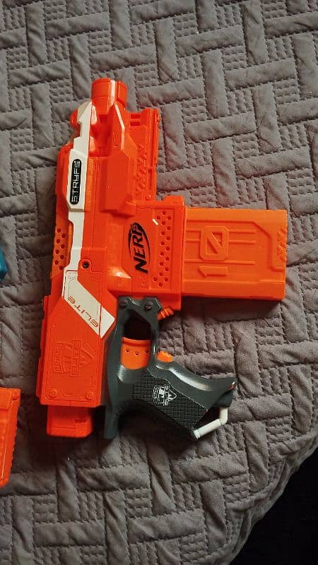 NERF GUNS 1