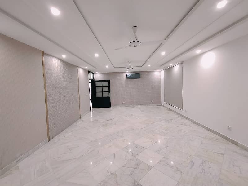 1 Kanal House For Rent In DHA Lahore Phase 7 Near Commercial Area 17