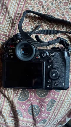 Panasonic Lumix S-1