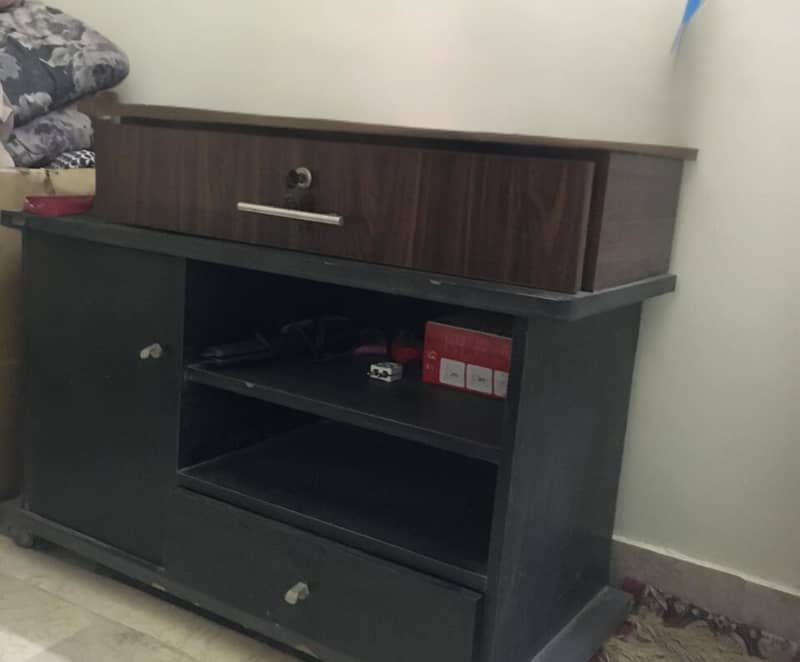 Single drawer and tv unit 0