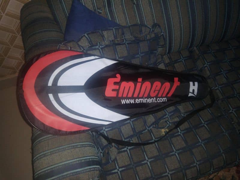 eminent pro 6070 racket set with bag and shuttlecock are available 0