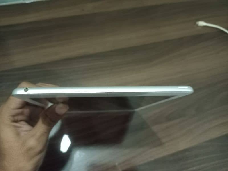 iPad 6th generation 128gb 6