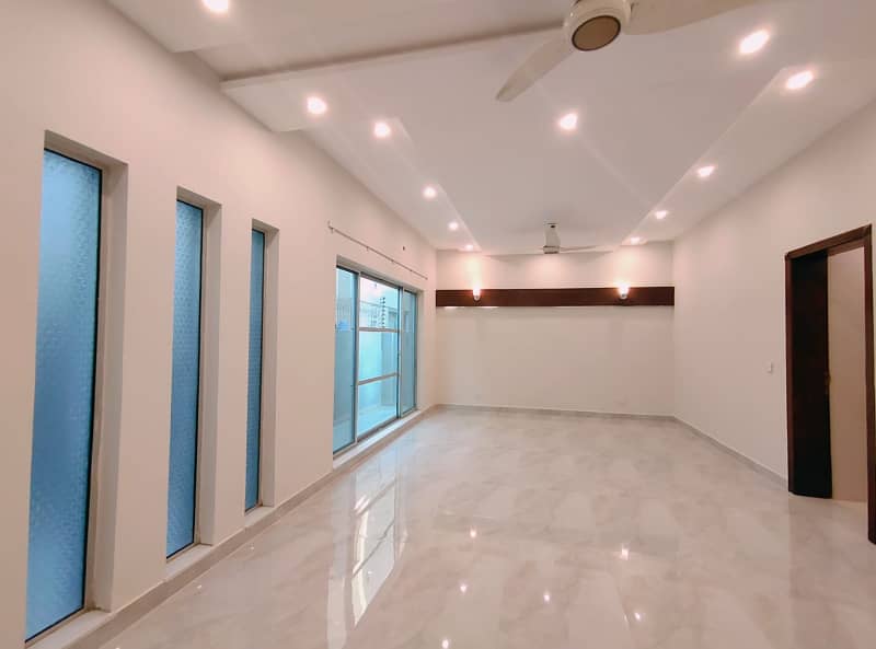 1 Kanal House for Rent in DHA Lahore Phase 6 Near City School 19