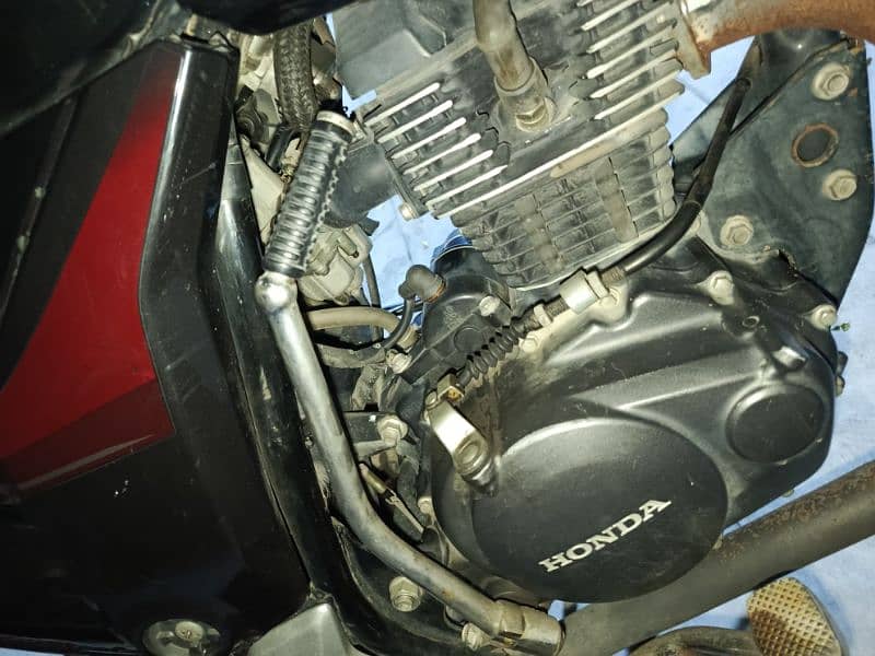 Honda CB 150F Geniune 8