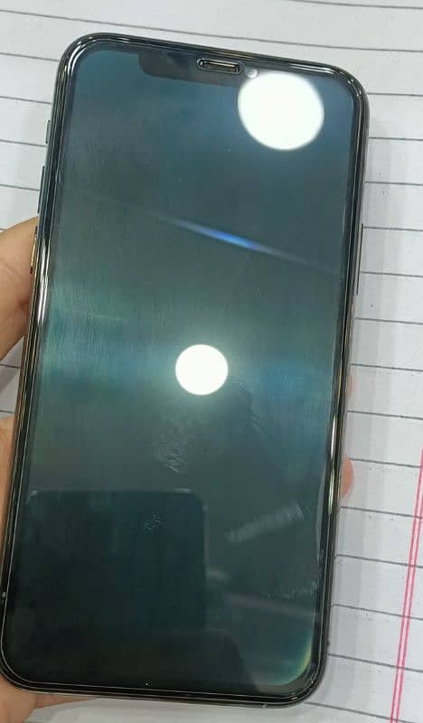 I phone 11pro 64GB non pta Factory unlocked 8