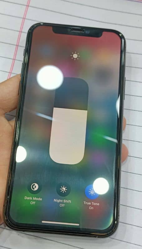 I phone 11pro 64GB non pta Factory unlocked 9