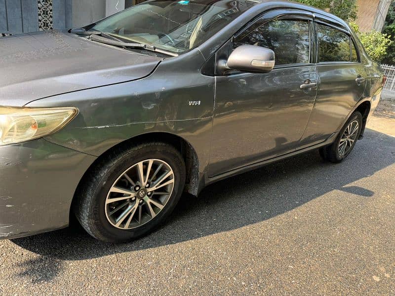 Toyota Corolla GLI 2011 4