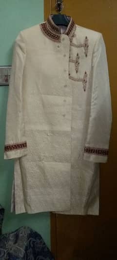 one time used Sirf 1 bar istamal hui hai sherwani bilkul new hai.