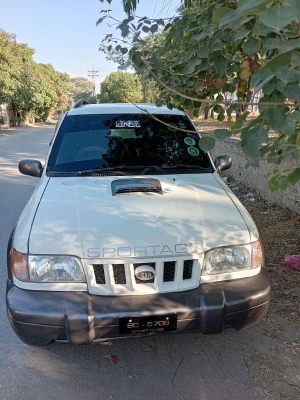 Beautiful KIA Sportage 2004, Non accidental guaranteed, Almost Genuine 4