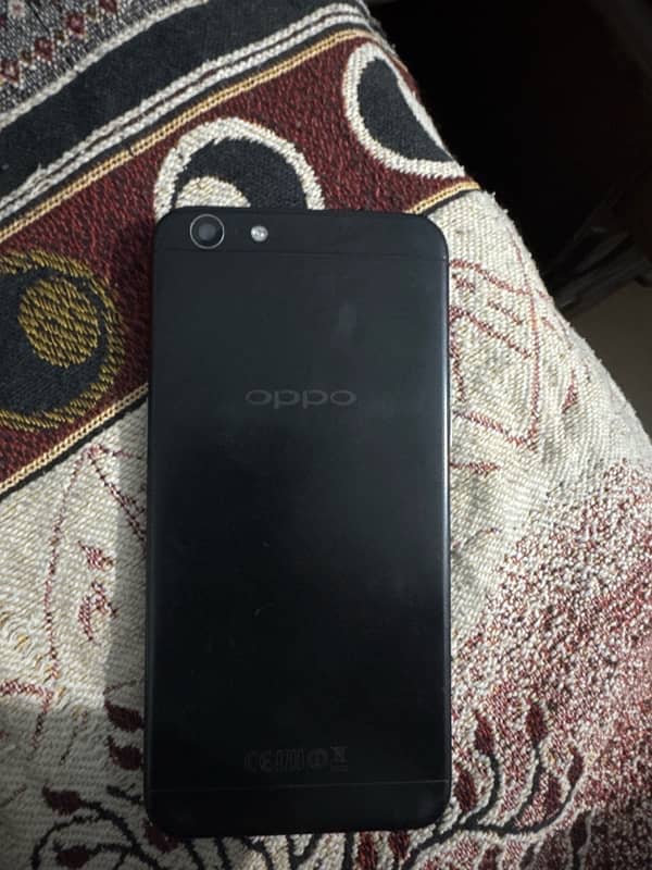 Oppo A57 1