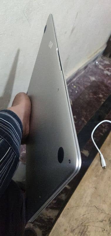 Apple MACBOOK AIR 2018 7