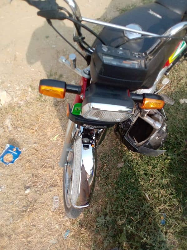 HONDA CD 70 LUSH CONDITION 2023 MODEL 2