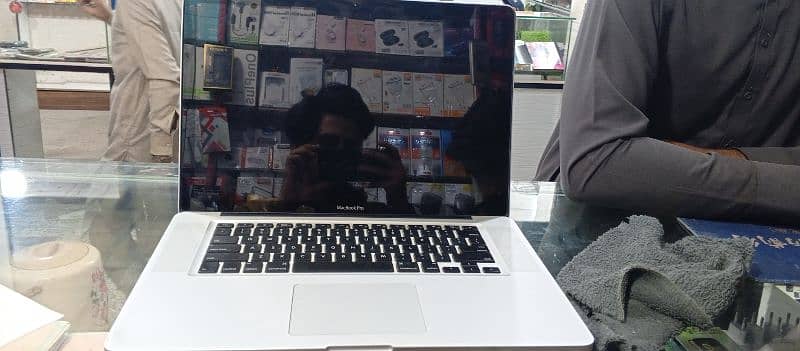 MAC Book pro 5