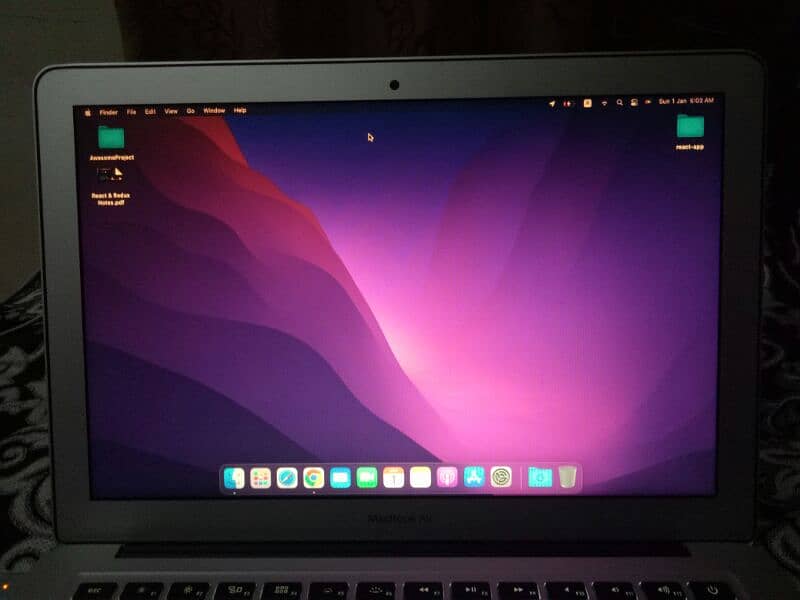 MacBook Air 2017 ~ Intel Core i5 ~ In Good Condition 0