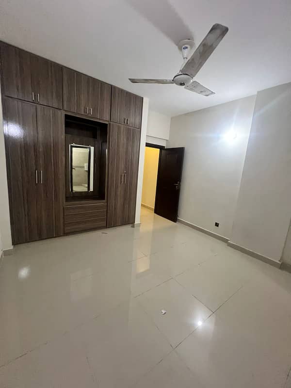 ONE BED LUXURY APARTMENT FOR RENT IN GULBERG GREENS ISLAMABAD 2