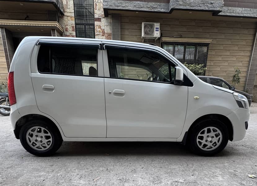 Suzuki Wagon R 2018 4