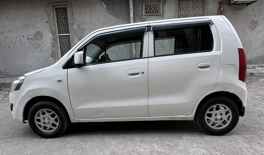 Suzuki Wagon R 2018 5