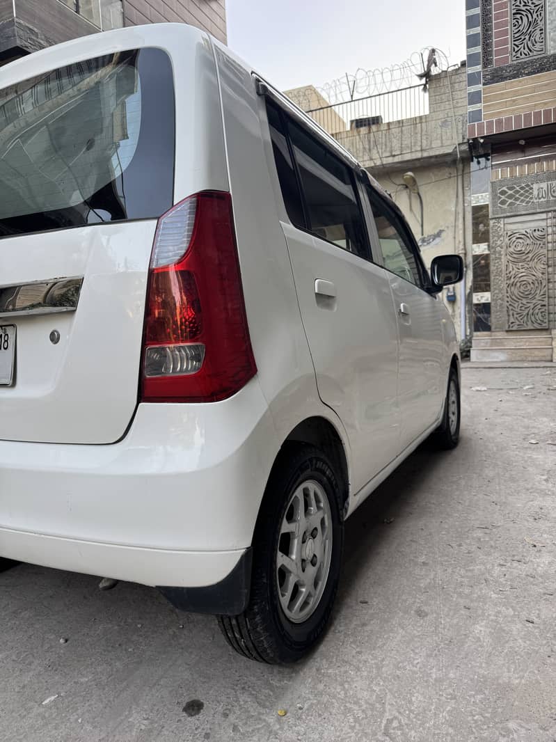 Suzuki Wagon R 2018 6