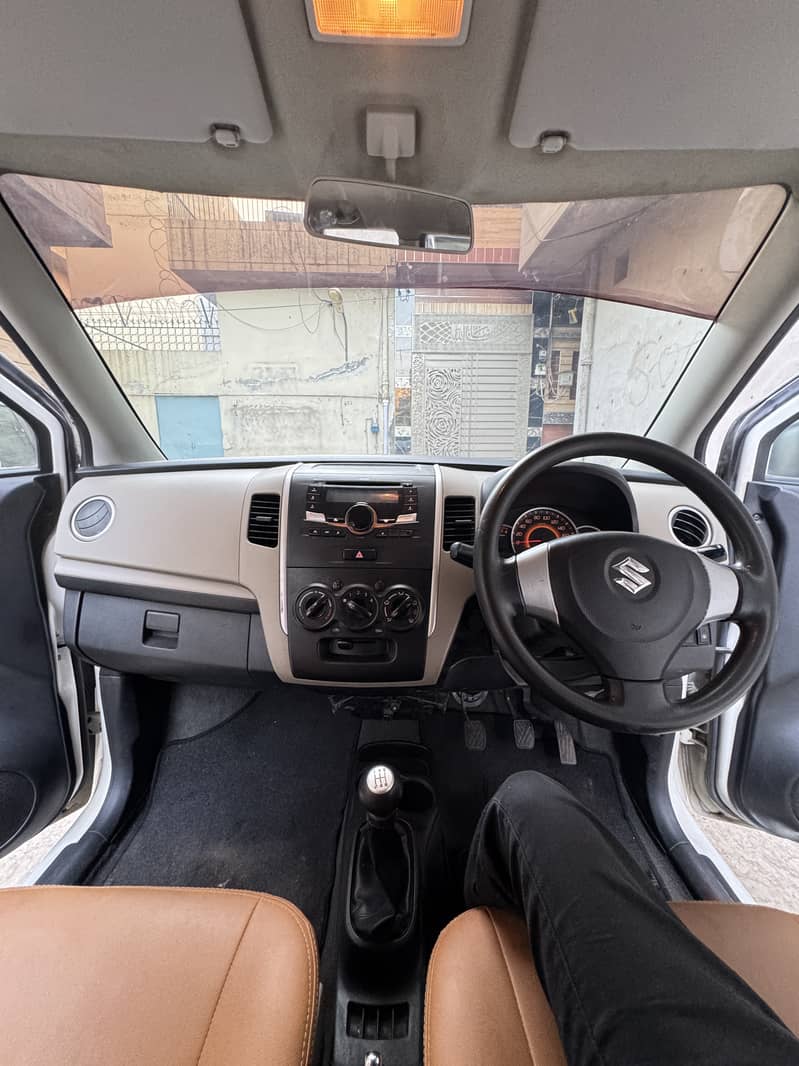 Suzuki Wagon R 2018 11