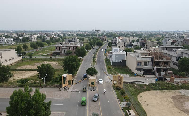 1 Kanal Best Location Plot Near To Main Boulevard in Sector M-3A Lake City Lahore 2