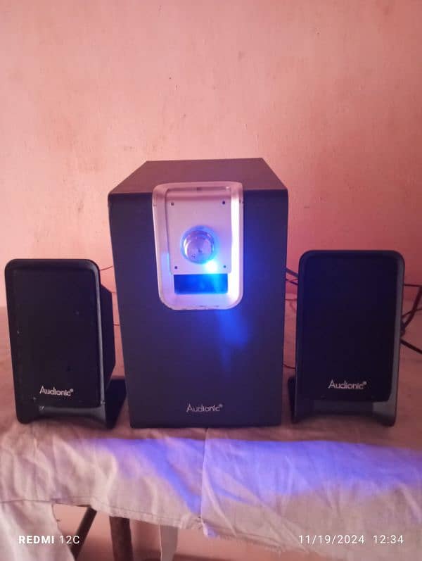 audionic 2.1 sound system All ok only AUX pin se chalta he 0