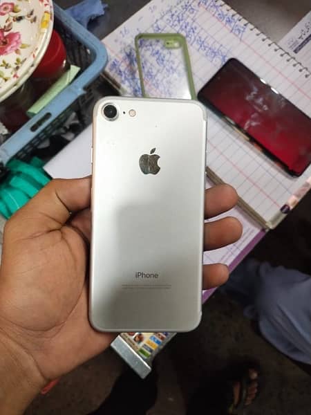 good condition mobile hy i phone pti 2