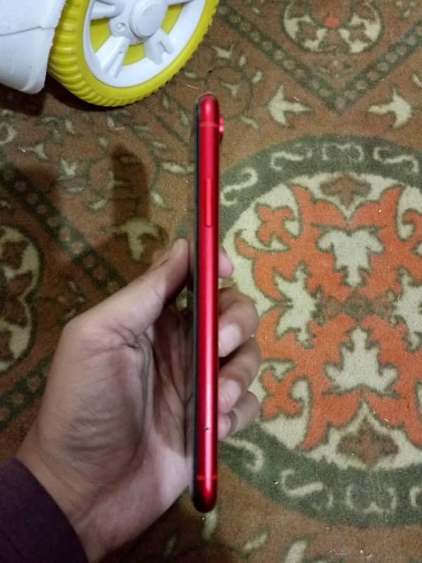 Iphone XR 64 GB jv 4