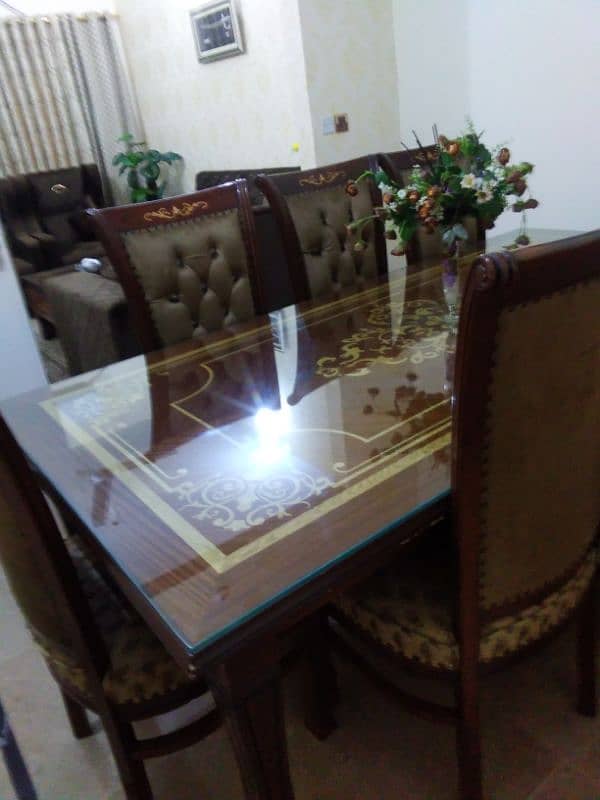 wooden 8 seater dining table 0