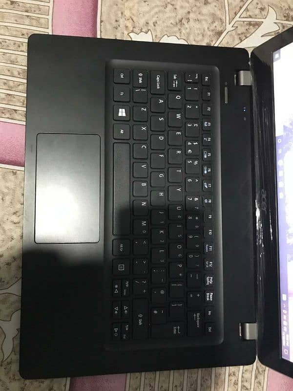 Acer Travel Mate P328 Corei5 6th gen 4