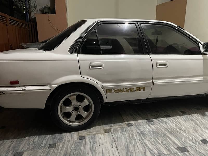 Toyota Corolla XE 1989 0