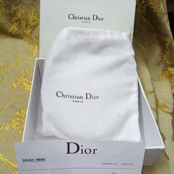 ladies belt company CHristian Dior PARIS 4