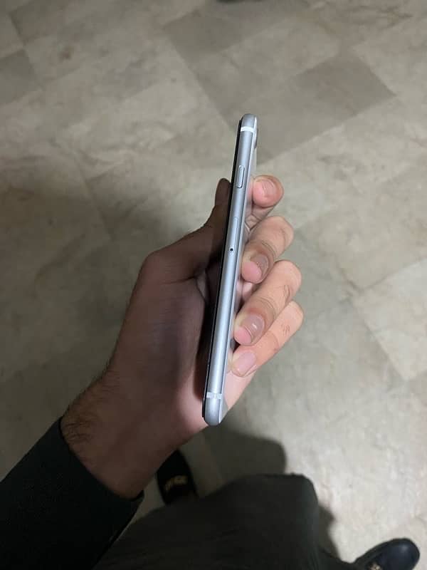 IPHONE SE 2020 64GB JV NON ACTIVE 2