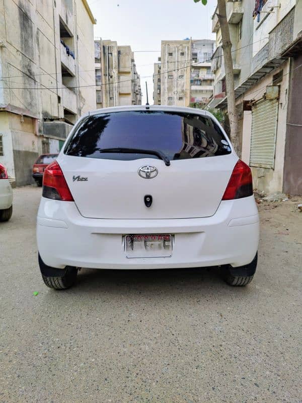 Toyota Vitz 2008 4