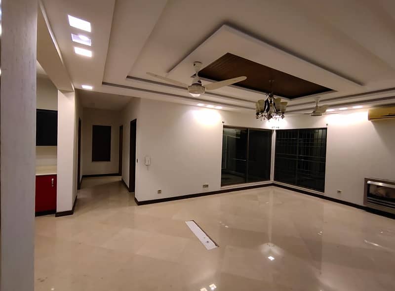 1 Kanal House for Rent in DHA Lahore Phase 5 Near Lums University 4