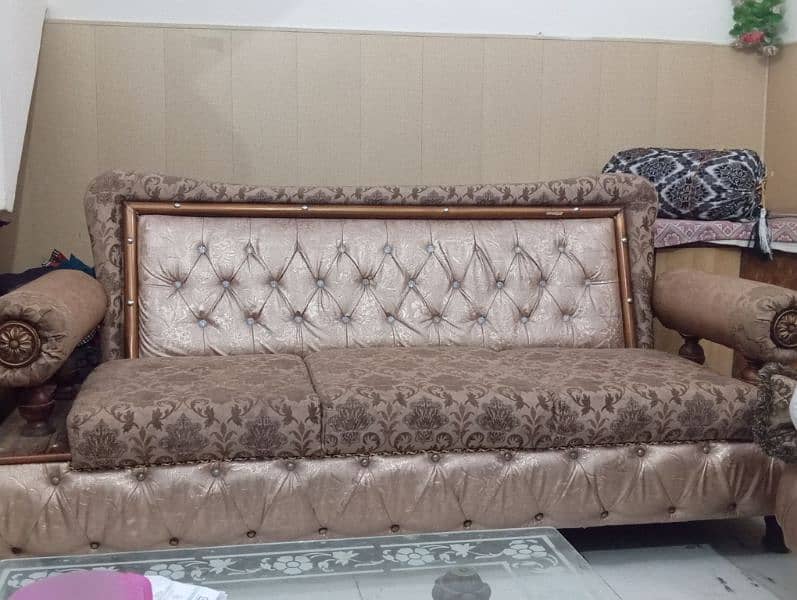 5 seater royal sofa set 0