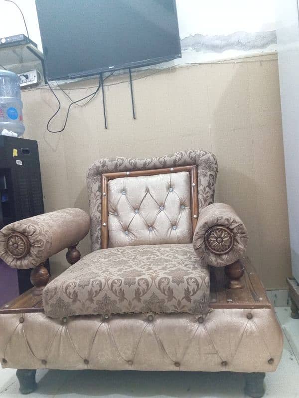 5 seater royal sofa set 2