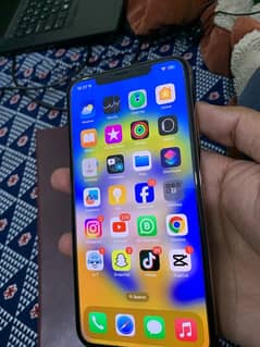 i phone 11 pro Max 64 gb