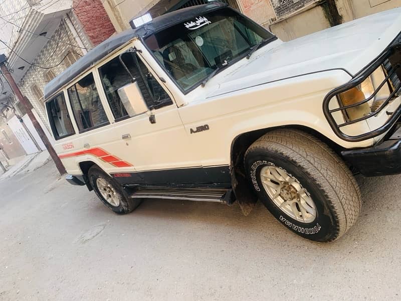 Mitsubishi Pajero 1989 0