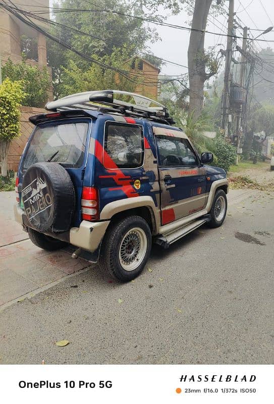 Mitsubishi Pajero Mini 1995 3