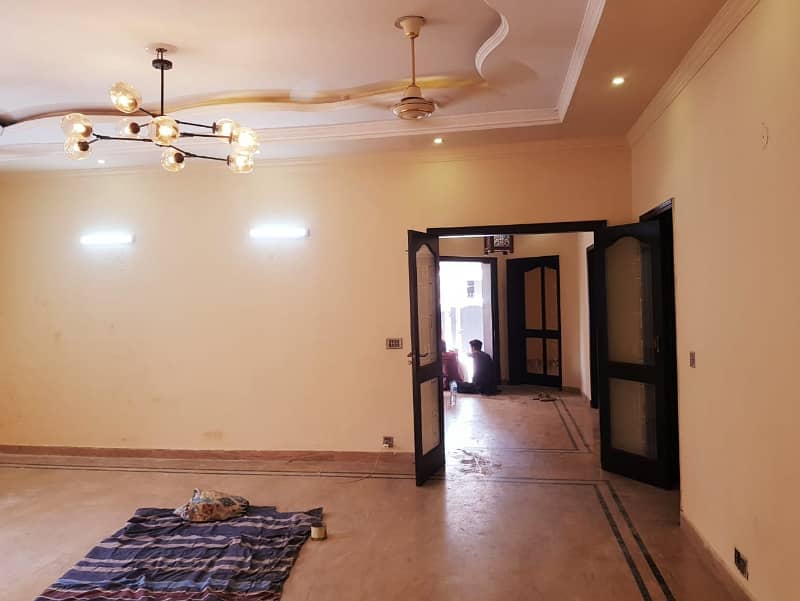 1 Kanal House for Rent in DHA Lahore Phase 4 Near Ring Road 39