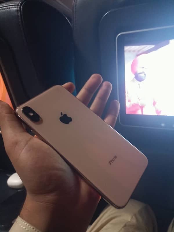 iPhone xs max 256Gb factory unlocked non pta 4