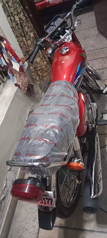 Honda 125 low mileage for sale 3